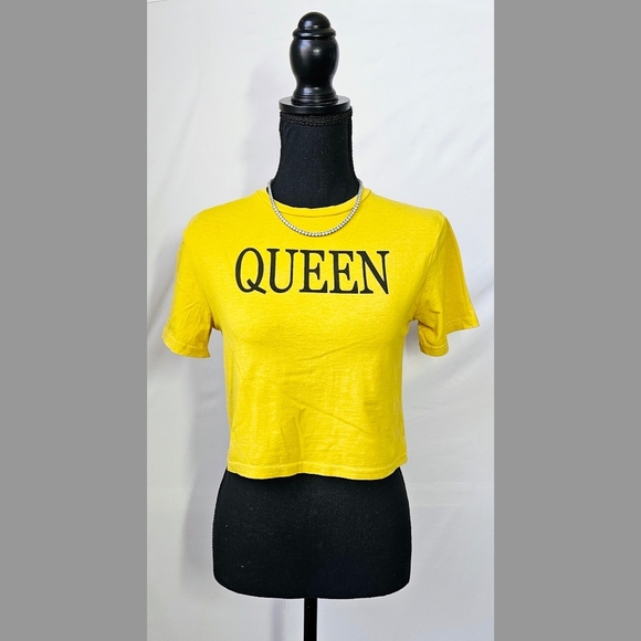 Tops - S Yellow Queen Crop Top